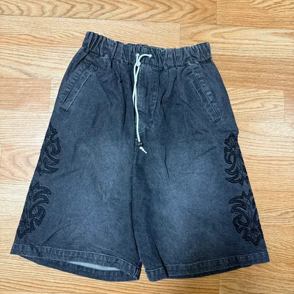 [BUNJANG] L9 Denim Shorts Black / [3] L9 데님 쇼츠 블랙 팝니다
