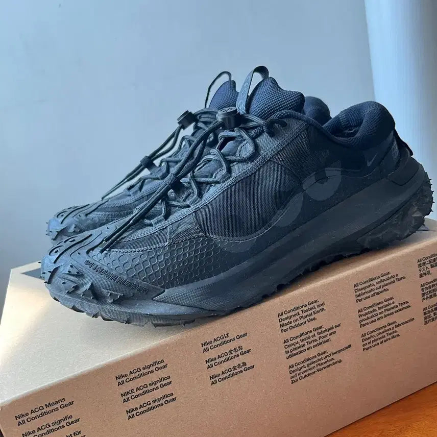 [BUNJANG] Nike ACG Mountain Fly 2 Low Black Men's Shoes / 나이키 ACG 마운틴 플라이 2 로우 블랙 270