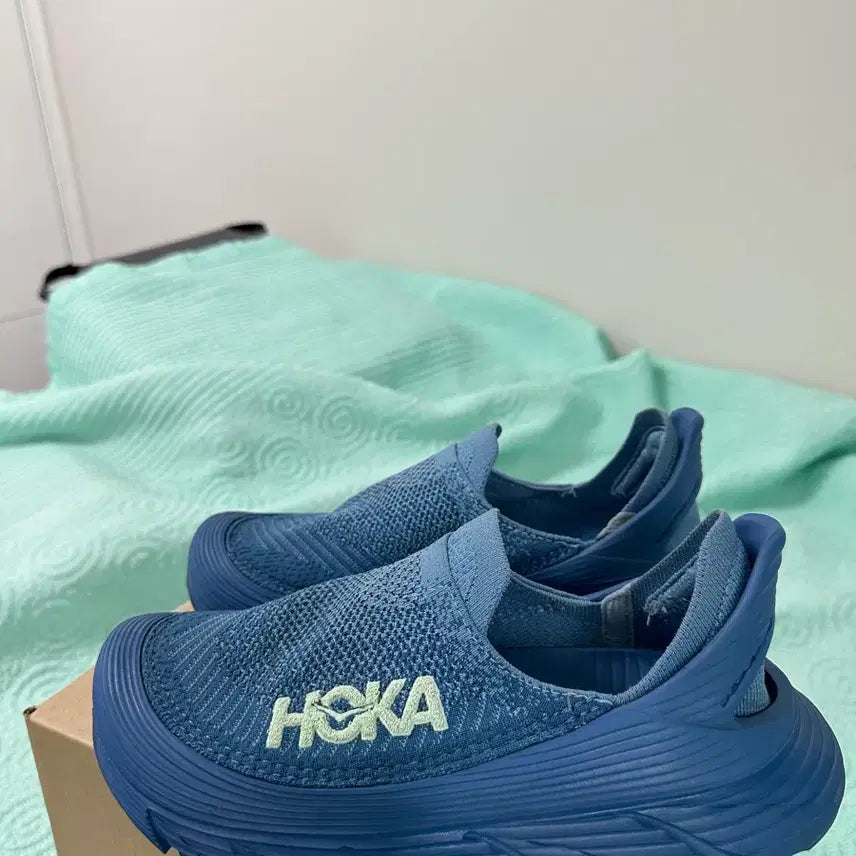 [BUNJANG] Hoka Restore TC Blue Sneakers (240mm) / 호카 정품 리스토어 TC 블루 240