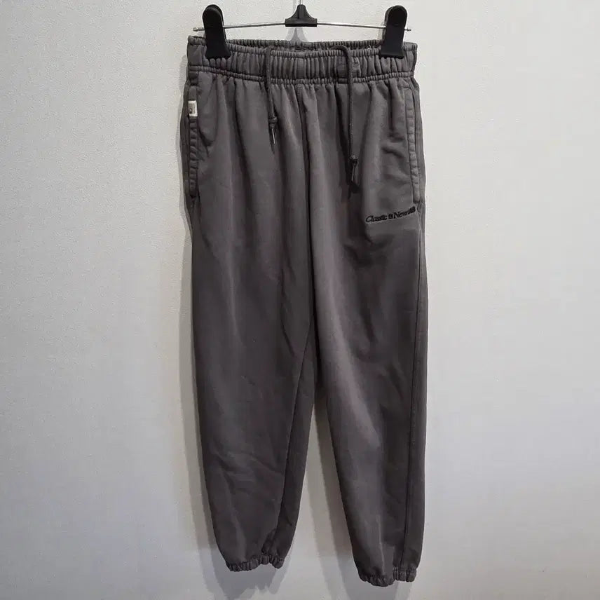 [BUNJANG] New Balance Grey Jogger Pants (Size S) / 뉴발란스 그레이 조거팬츠 S