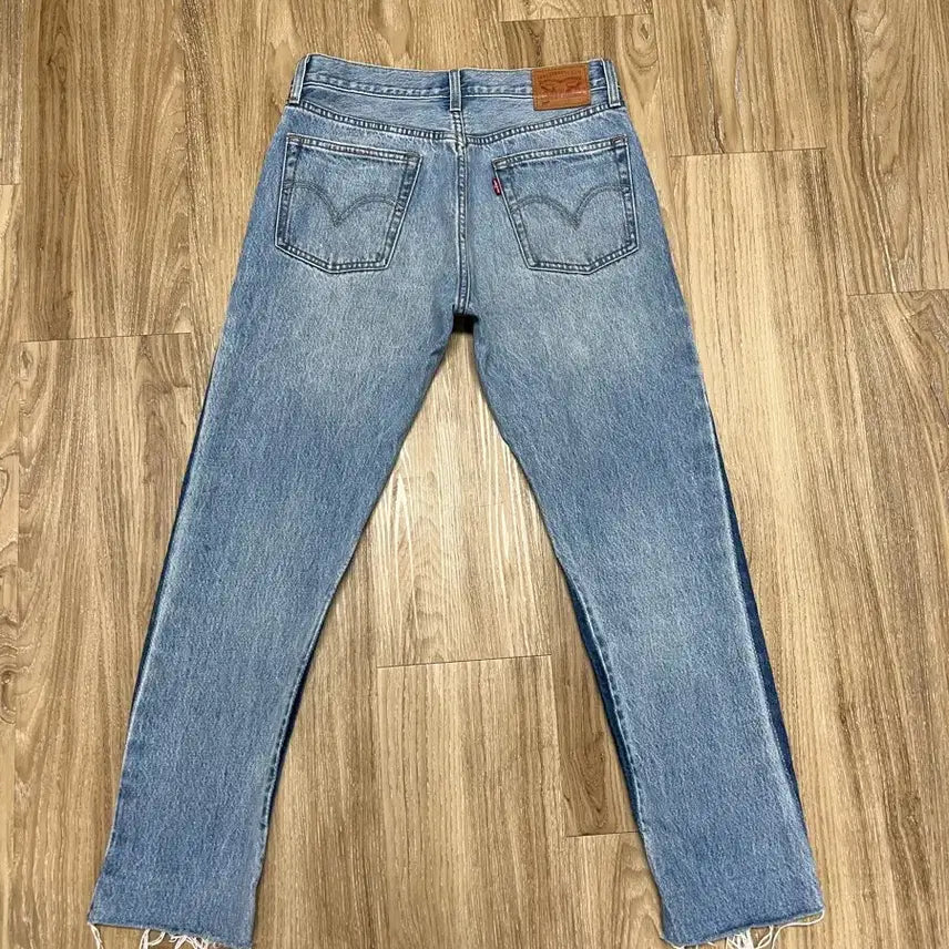 [BUNJANG] Levi's 501 Side Print Straight Fit Jeans - Women's Size 30 / 리바이스 501 사이드 나염 청바지 30 우먼스