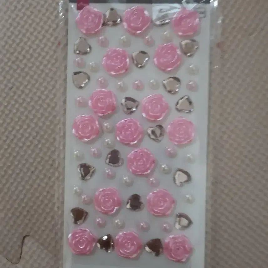 [BUNJANG] Rose Shape Sticker Pink Cubic Pearl - New / 장미 모양 스티커 핑크 큐빅 진주  일본다이소 새상품