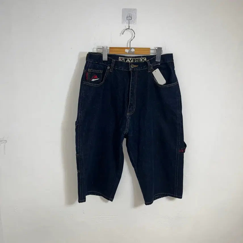 [BUNJANG] Avirex Carpenter Bermuda Shorts / 아비렉스 카펜더 버뮤다팬츠