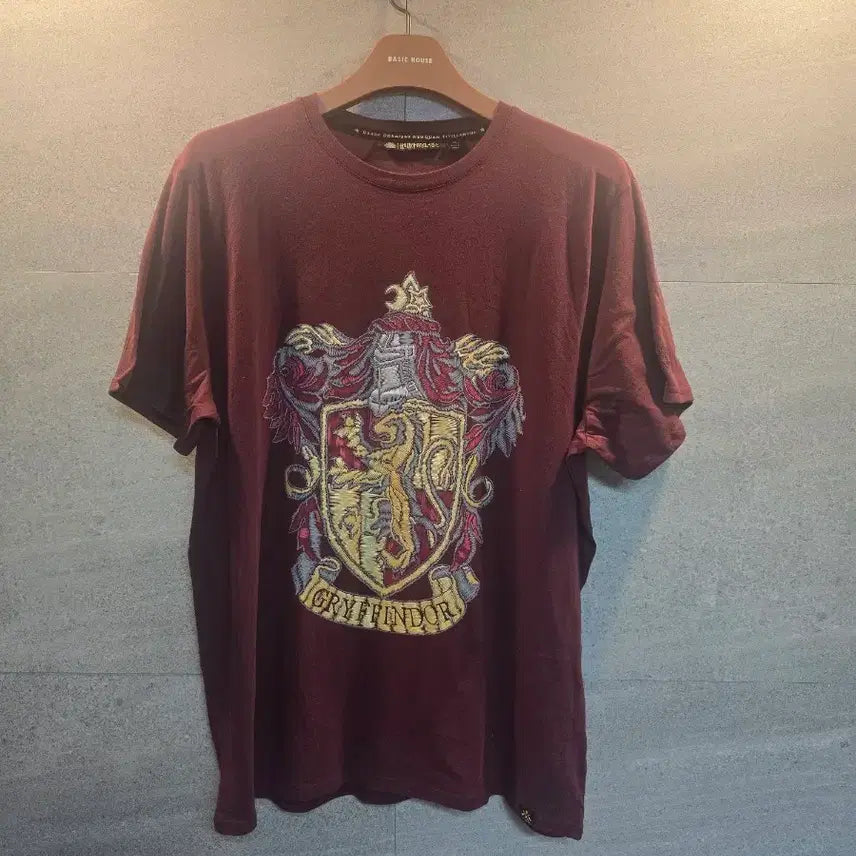 [BUNJANG] Harry Potter Official Goods Gryffindor T-Shirt / 해리포터. 오피셜굿즈.  그리핀도르. 반팔티!