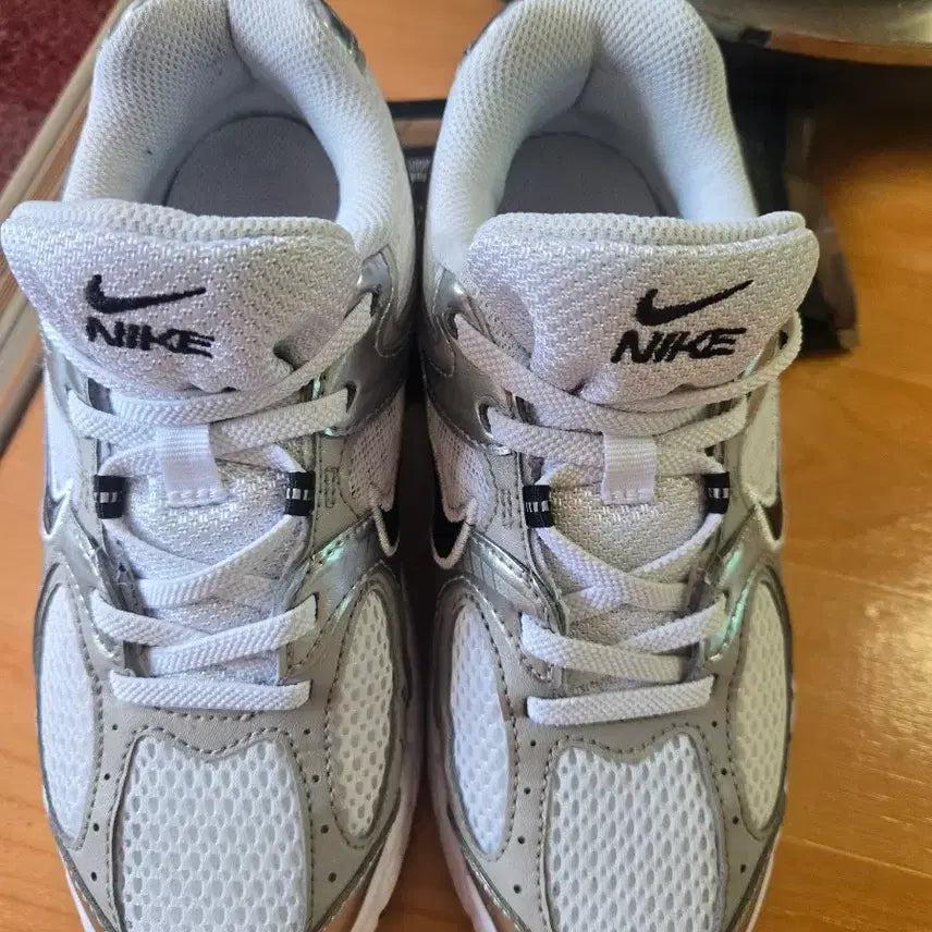 [BUNJANG] Nike V5 RNR Boys Pre-School Sneakers (220mm) / 나이키V5 RNR 보이프리스쿨 220 키즈
