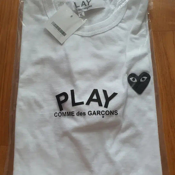 [BUNJANG] Comme des Garçons Play White T-Shirt XL / 꼼데가르송 플레이 반팔티 화이트 XL