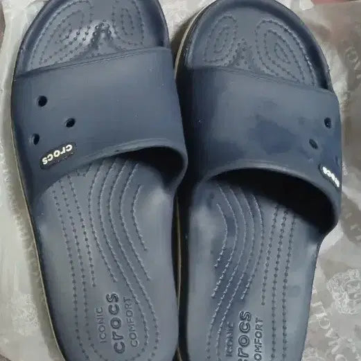 [BUNJANG] Crocs Navy Slippers Size 240 / 정품 크록스 네이비 슬리퍼 240