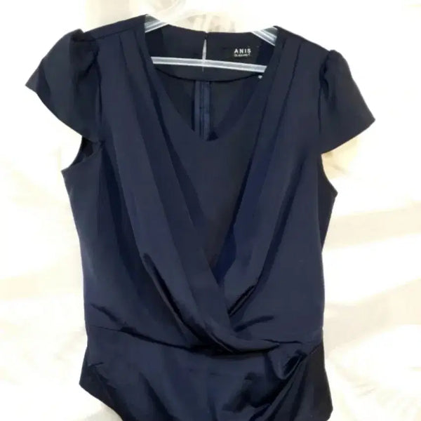 [BUNJANG] Anis Wrap Style Short Sleeve Blouse BL002 / 아니스 랩 스타일 반팔 블라우스 BL002