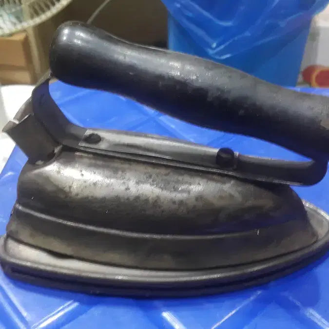 [BUNJANG] 1950s Japan Electric Iron Display Piece / 디피용 빈티지 다리미