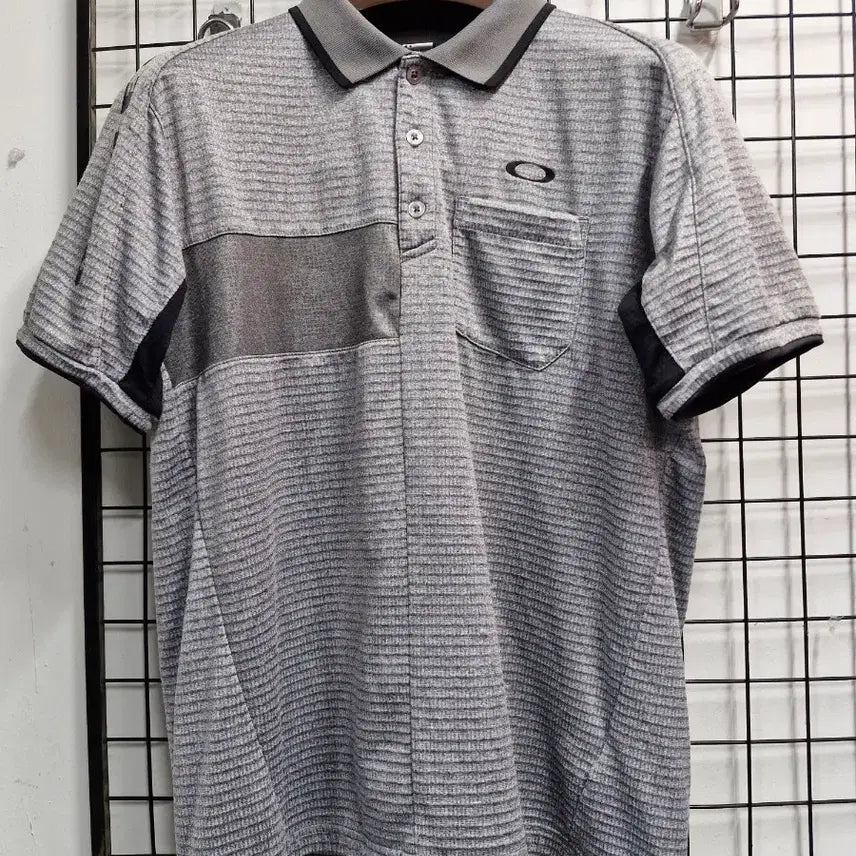 [BUNJANG] Oakley Technical Fleece Short Sleeve Golf Polo T-Shirt / 100L 오클리 테크니컬 플리스 반소매 골프 카라 반팔티.