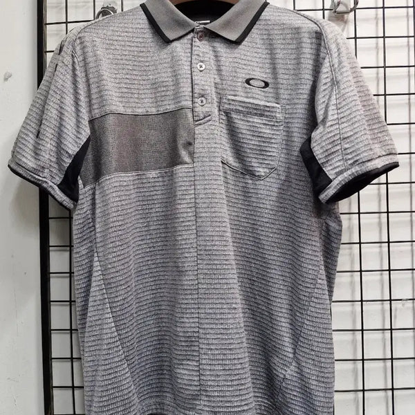 [BUNJANG] Oakley Technical Fleece Short Sleeve Golf Polo T-Shirt / 100L 오클리 테크니컬 플리스 반소매 골프 카라 반팔티.