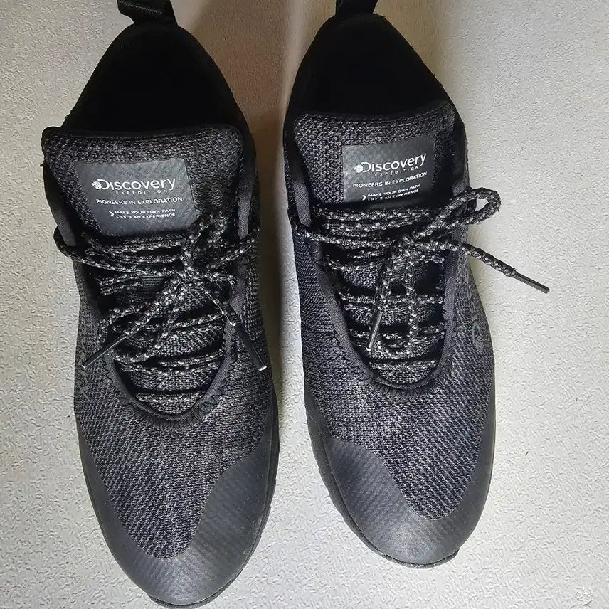 [BUNJANG] Discovery Expedition Black Hiking/Trekking Sneakers / 디스커버리 익스페디션 운동화 블랙