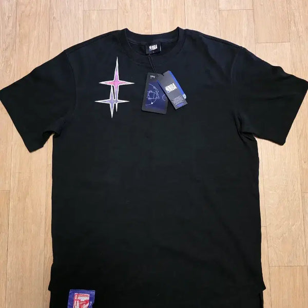 [BUNJANG] NBA Finals Trophy T-Shirt (Black, Size L) / (새상품) NBA 파이널트로피 반팔티셔츠