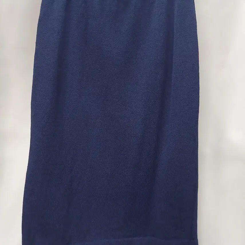 [BUNJANG] ST. JOHN Navy Knit Skirt Size 8 / ST. JOHN 네이비 니트 스커트 8