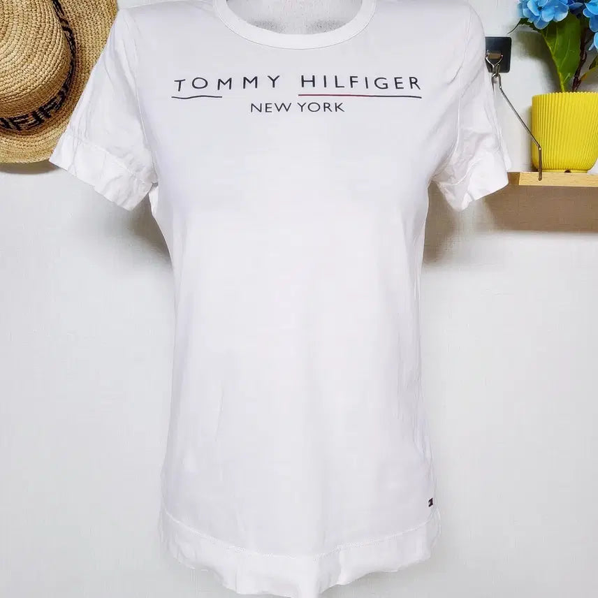 [BUNJANG] Tommy Hilfiger Logo Print Short Sleeve T-Shirt White / 타미힐피거 로고프린트 반팔티 55 화이트 S