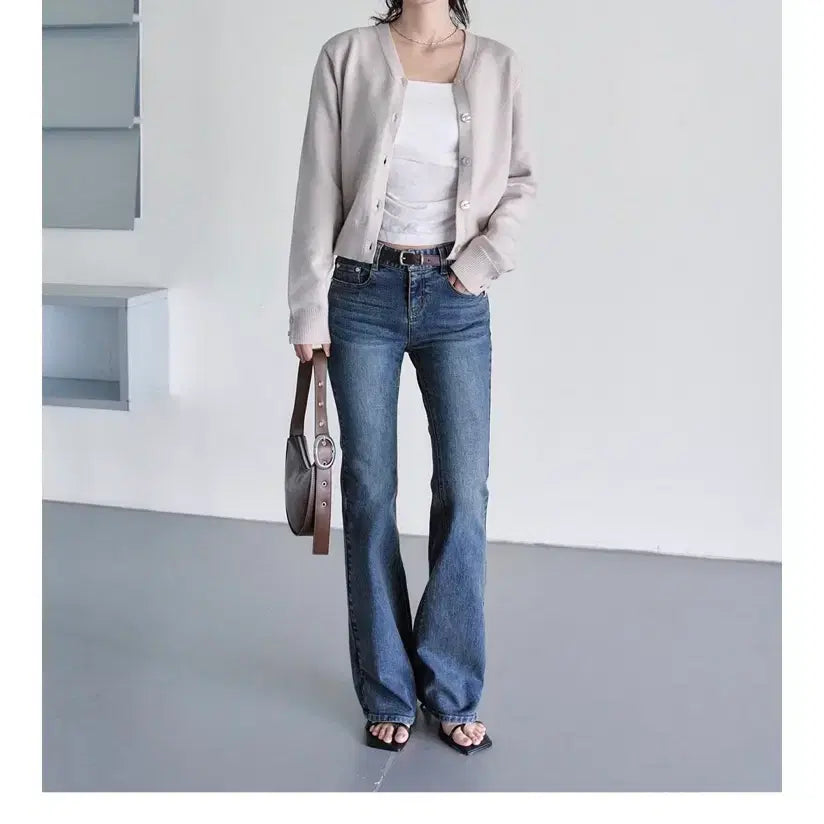 [BUNJANG] Dekete Woman Signature Slim Low Rise Bootcut Pants / 데케트우먼 시그니처 슬림 로우 라이즈 부츠컷 팬츠