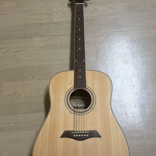 [BUNJANG] Dame OASIS 200 NA Acoustic Guitar / 데임 OASIS 200 NA 통기타