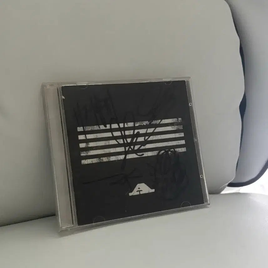 [BUNJANG] Big Bang Official Use Only Autographed Album / 빅뱅 비매 친필싸인앨범 팔아요(멤버 싸인 다 있음)