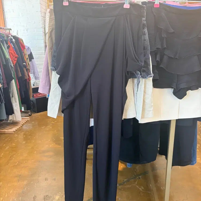 [BUNJANG] Objet Kang Jiyoung Black Slacks / 오브제강지영 검정색 바지