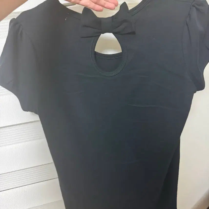 [BUNJANG] Black Ribbon Puff Sleeve T-Shirt / 백리본 블랙 티셔츠 갸루 핀터깔 퍼프 stc 진리