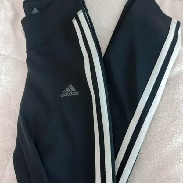 [BUNJANG] Adidas 3-Stripes Leggings Black XS / 아디다스 삼선 레깅스 블랙 XS