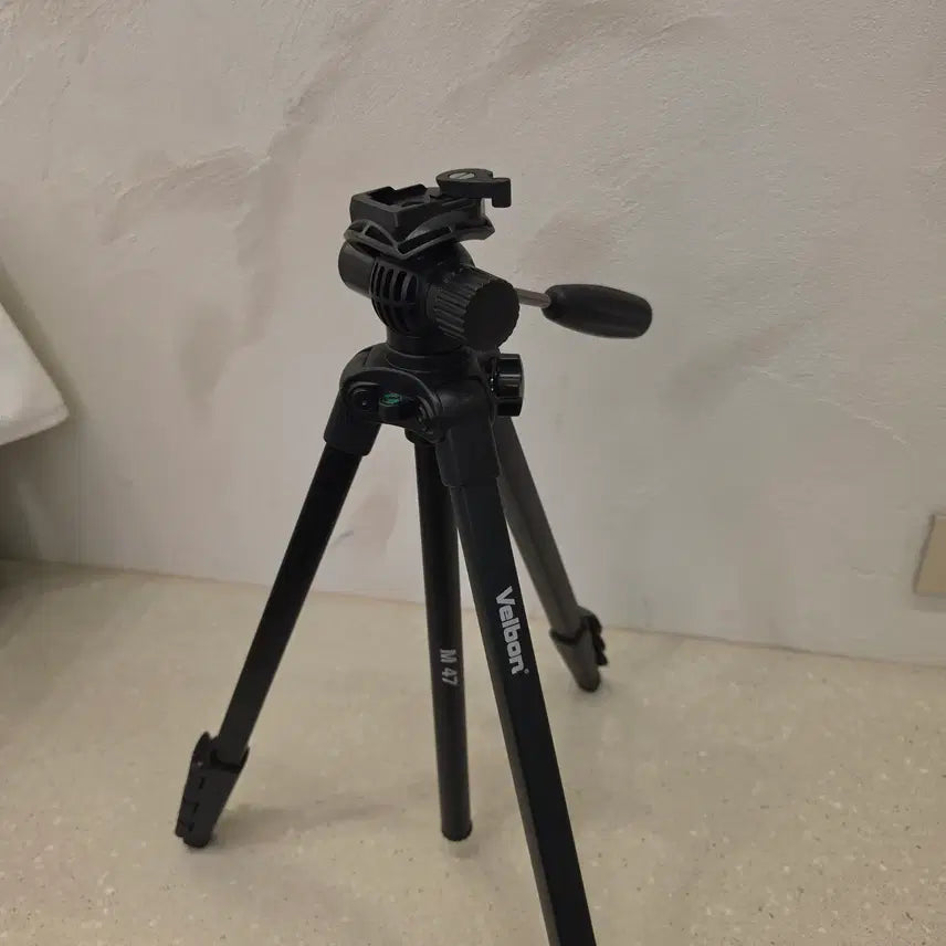 [BUNJANG] Velbon M47 Tripod / 벨본 M47 삼각대 싸게 팝니다!