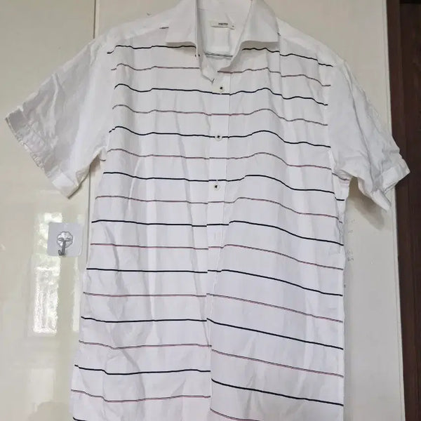 [BUNJANG] Men's Striped Short Sleeve Shirt / 남자 스트라이프 반팔 셔츠 100