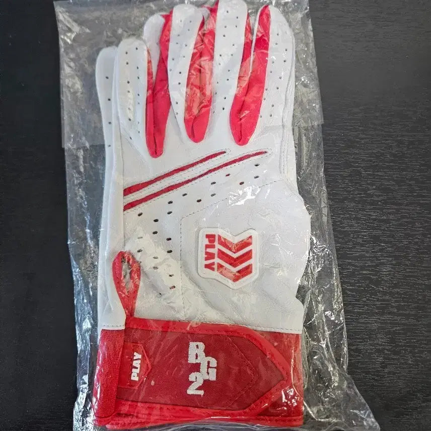 [BUNJANG] Willby Moon Bogyong Player-Issued Batting Gloves / 윌비 문보경 지급용 배팅장갑 팝니다
