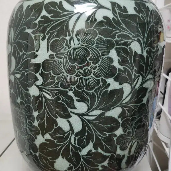[BUNJANG] Kim Tae-soo Large Peony Inlaid Celadon Vase / 경보 김태수작가 대형 모란 상감청자호