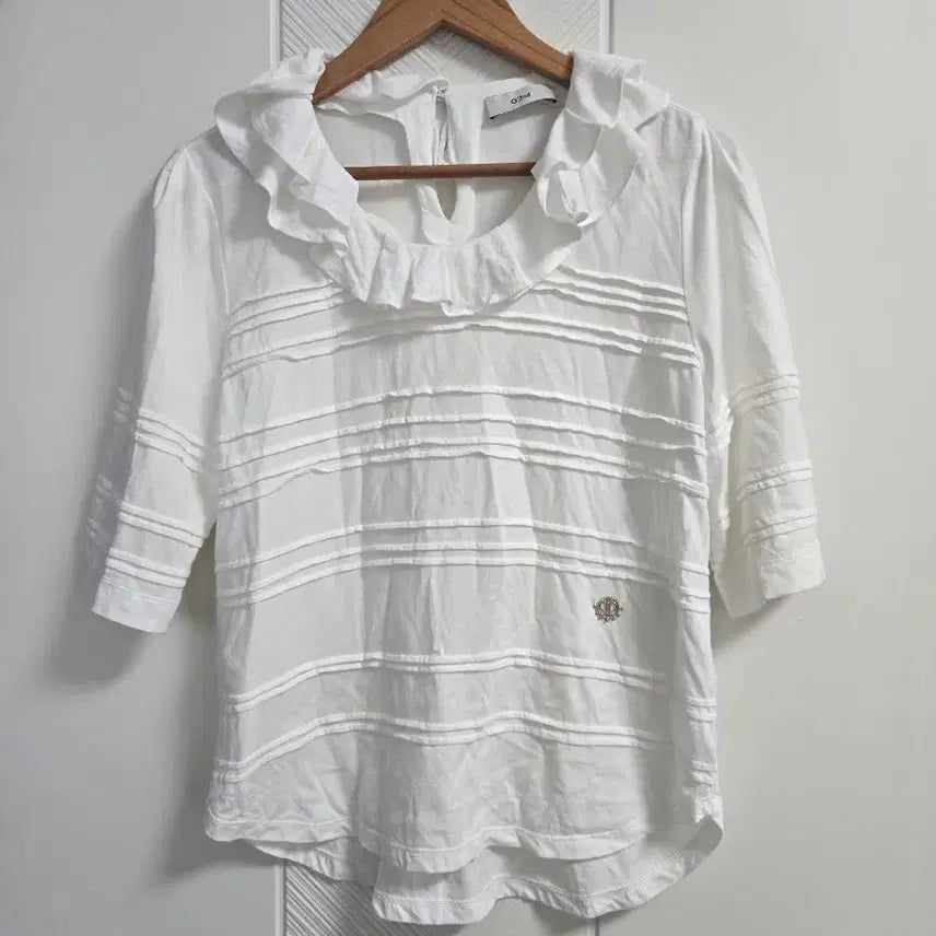 [BUNJANG] O'2nd White Frill Modal Blend Blouse / O'2nd 오즈세컨  화이트 프릴 모달 블라우스