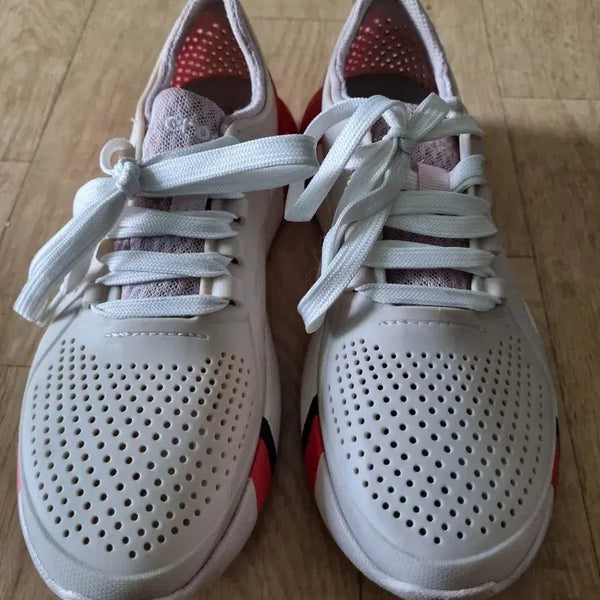 [BUNJANG] Crocs Women's Literide Pacer Sneakers / 크록스 우먼 라이트라이드 단화 운동화 W8 250