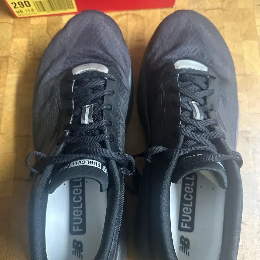 [BUNJANG] New Balance MFCXL C5 Running Shoes 290 (US 11) / 뉴발란스 러닝화 MFCXL C5 290 (US 11)