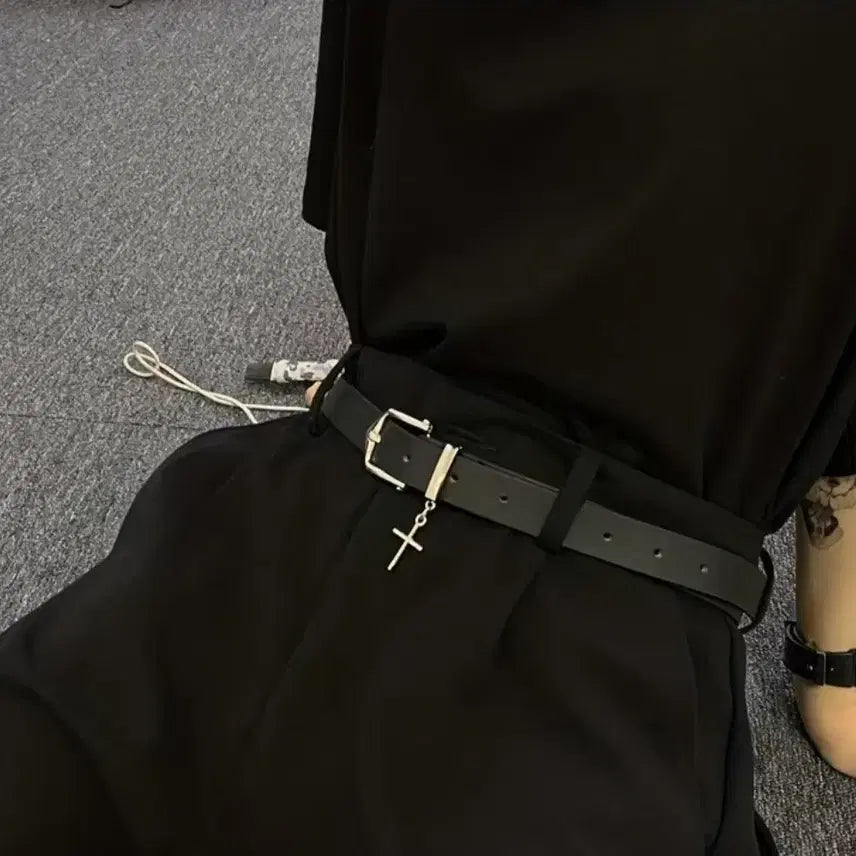 [BUNJANG] Unisex Cross Pendant Belt / 남녀공용 십자가 펜던트 벨트 (새 상품)