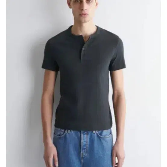 [BUNJANG] COS Slim Ribbed Henley T-Shirt Navy Melange M / COS 코스 슬림 리브드 헨리 티셔츠 네이비멜란지 M