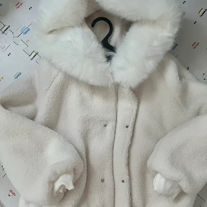 [BUNJANG] Faux Fur Hooded Jacket / 뽀글이 후드 퍼 자켓