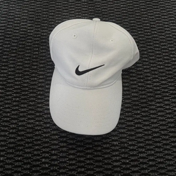 [BUNJANG] Nike White Ball Cap / 나이키 볼캡 화이트