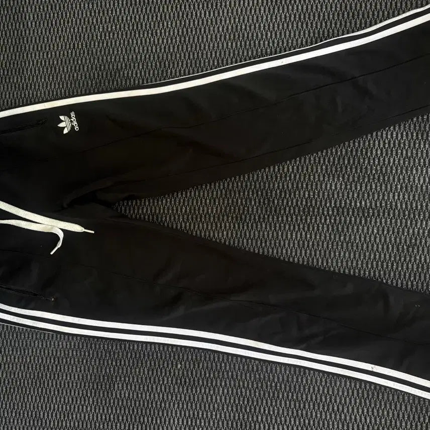 [BUNJANG] Adidas 3-Stripes Track Pants Black / 아디다스 삼선 트레이닝 바지 블랙