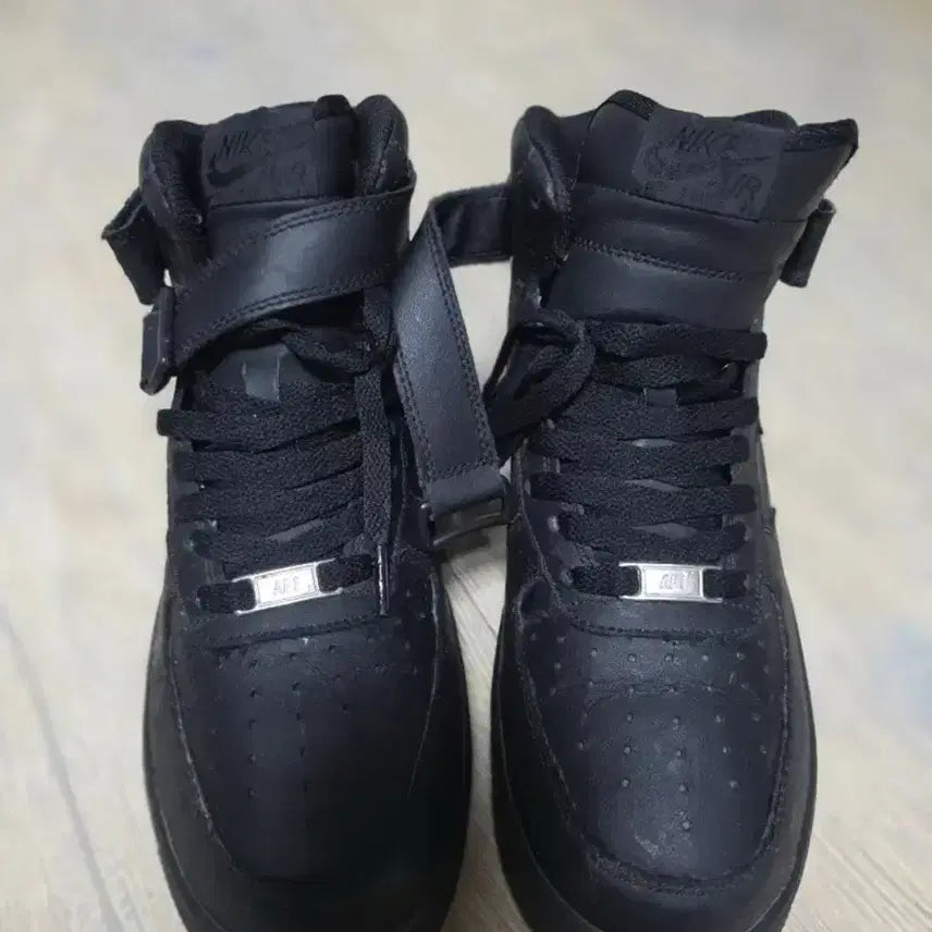 [BUNJANG] Nike Air Force 1 Mid '07 All Black / 265mm) 나이키 에어포스1 미드 올블랙