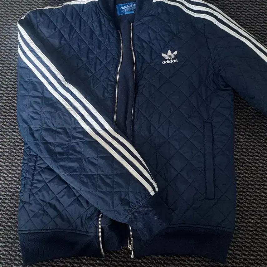 [BUNJANG] Adidas Quilting Jumper Navy / 아디다스 퀄팅점퍼