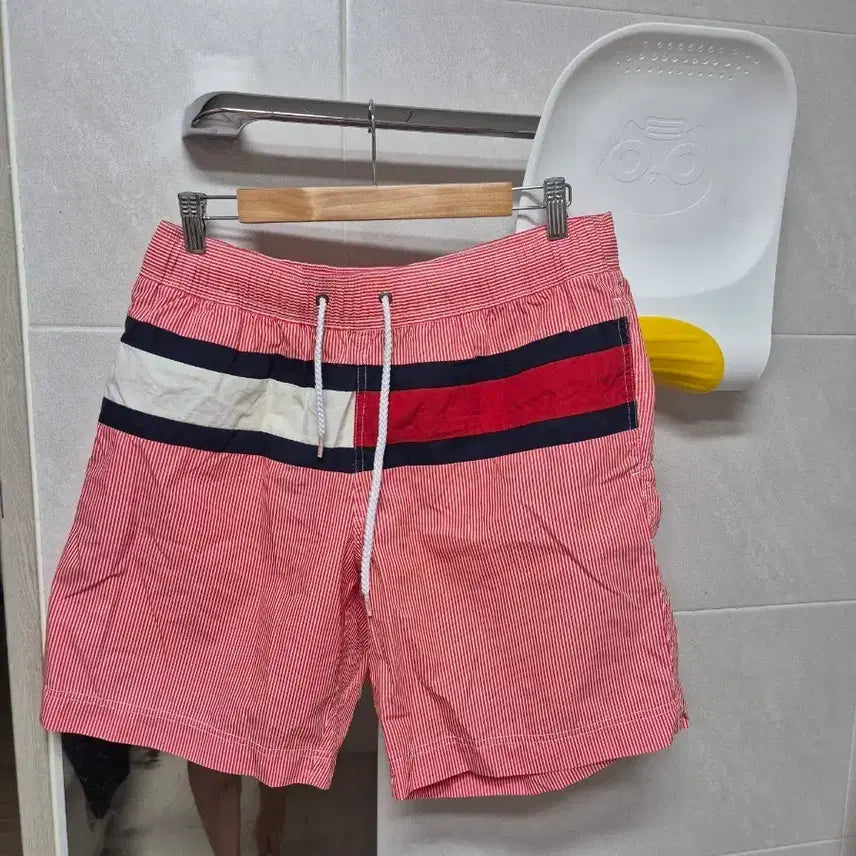 [BUNJANG] Tommy Hilfiger Men's Swim Trunks Red Stripe M (30-31) / d최상b타미힐피거 남성 수영복 레드 스트라이프m30ㅡ31