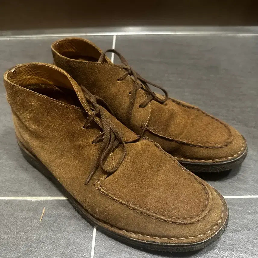 [BUNJANG] Drake's Chukka Boots Size 9.5 / 드레익스 처카부츠 9.5