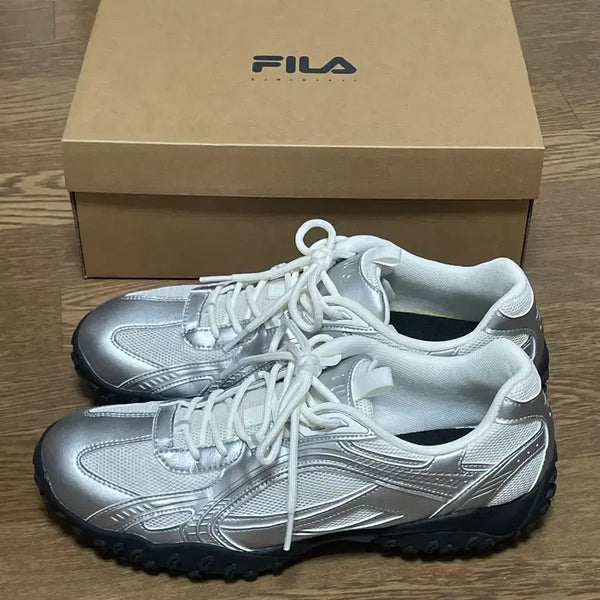 [BUNJANG] Fila Espace Silver Moon 290 Sneakers / 휠라 에샤페 실버문 290