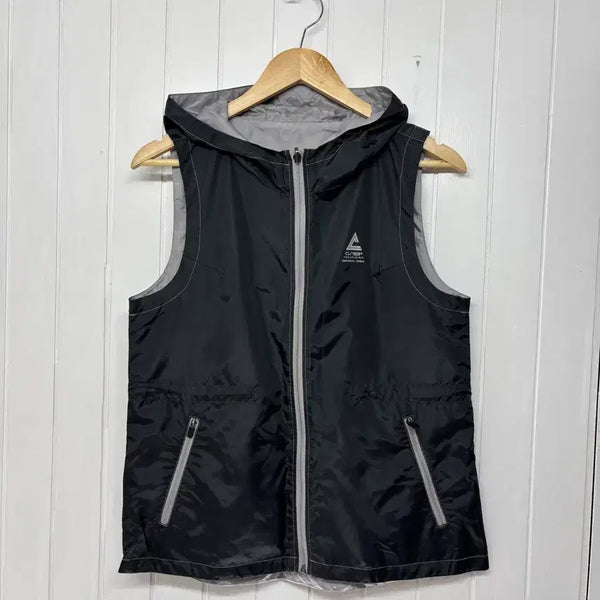 [BUNJANG] General Idea Reversible Hooded Windbreaker Vest Women's Size 55 / 제너럴아이디어 양면 리버서블 후드 바람막이 조끼 여성55ㅡ0712