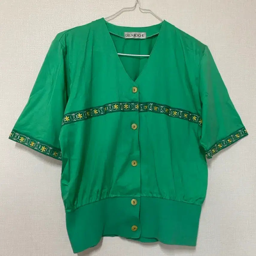[BUNJANG] Vintage Green Women's Short-Sleeve T-Shirt / 빈티지 초록색 여성 반팔티셔츠 빈티지 클로버옷 어항빈티지 몽글빈티지