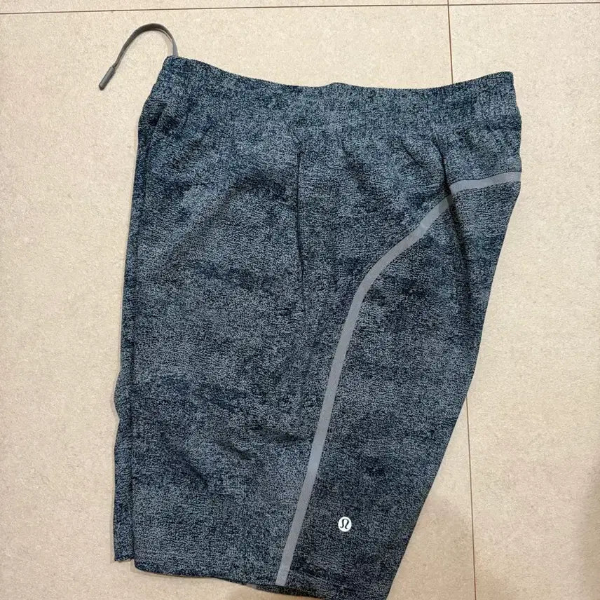 [BUNJANG] Lululemon 9-Inch Running Shorts / 룰루레몬 9인치 러닝 팬츠