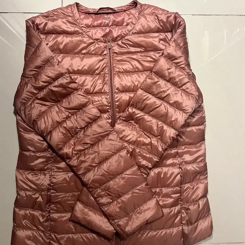 [BUNJANG] Uniqlo Ultra Light Down Jacket Rose Gold / 유니클로 울트라 라이트 경량 패딩 자켓 로즈골드