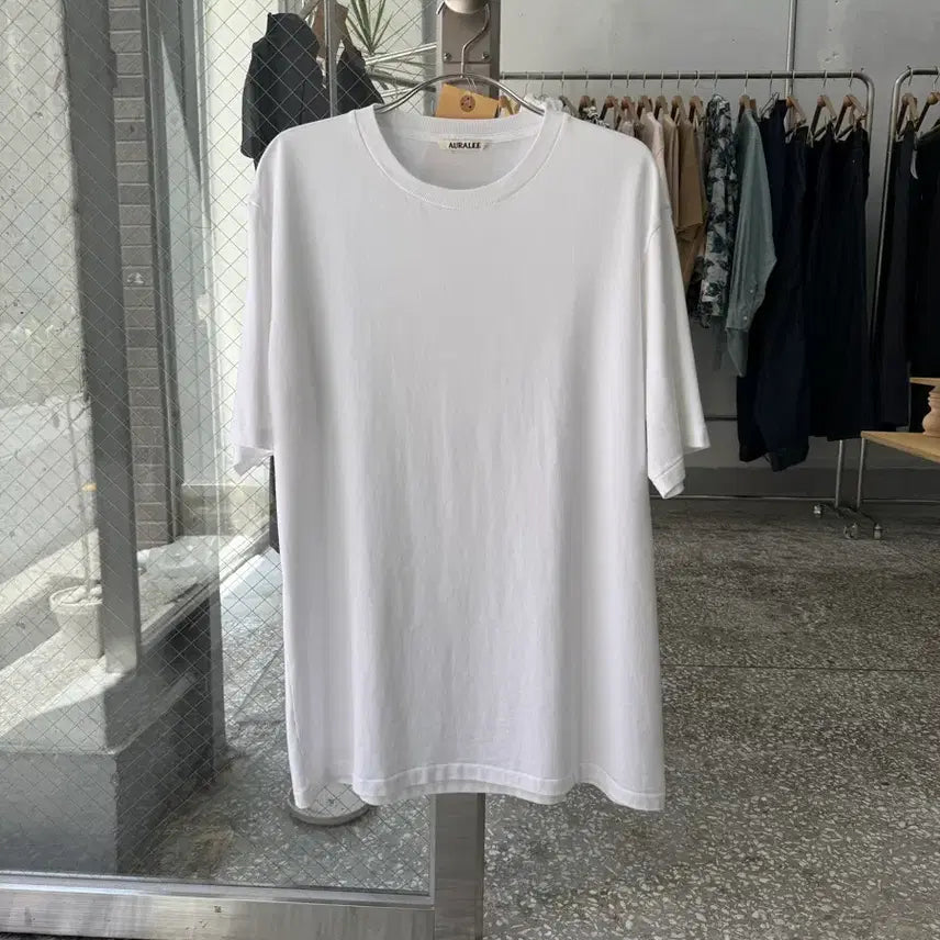[BUNJANG] AURALEE Rust Plating Crew Neck T-Shirt White Cotton 100% Size 4 / AURALEE Rust Plating Crew Neck T-Shirt