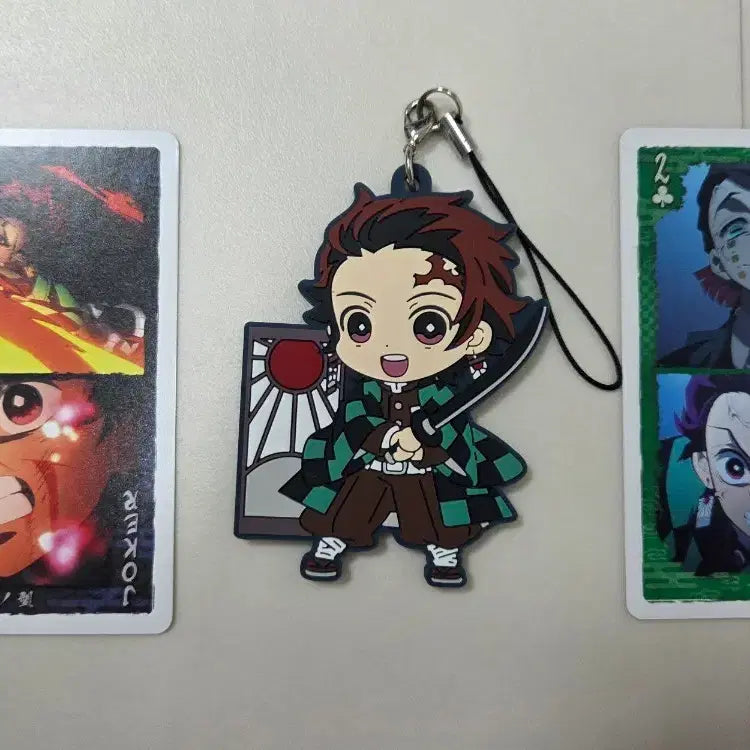 [BUNJANG] Demon Slayer Tanjiro Rubber Strap Keychain / 귀멸의 칼날 러버스트랩 고무키링: 탄지로(포토카드선물2개)