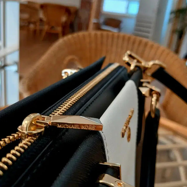 [BUNJANG] Michael Kors Authentic Crossbody Bag / 마이클코어스 정품 크로스백