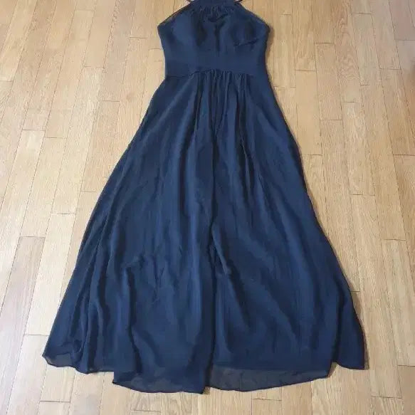 [BUNJANG] Black Sleeveless Halterneck Long Chiffon Dress / USA블랙 민소매 롱 원피스